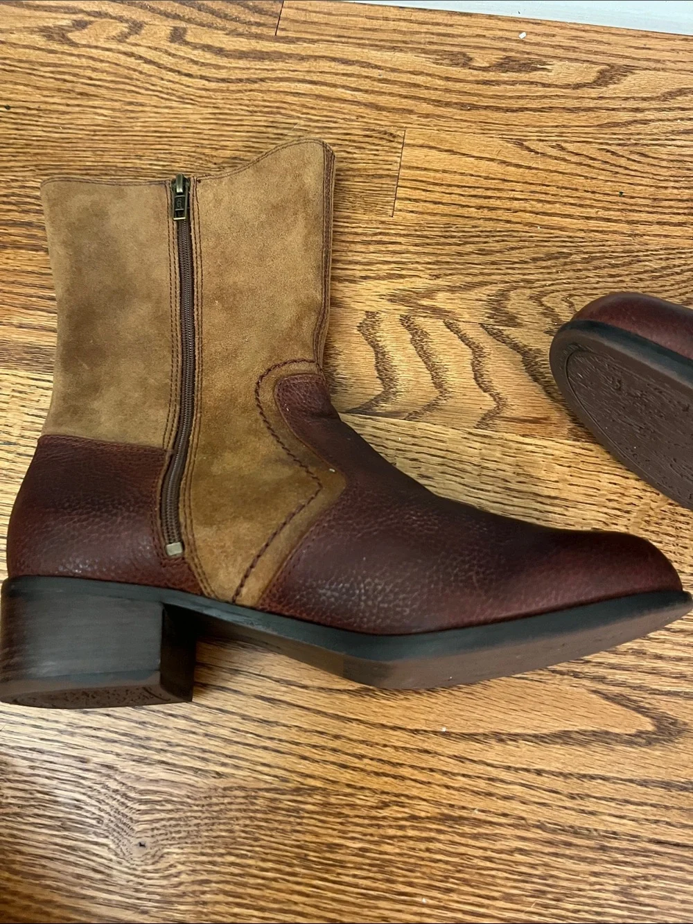 UGG Australia 